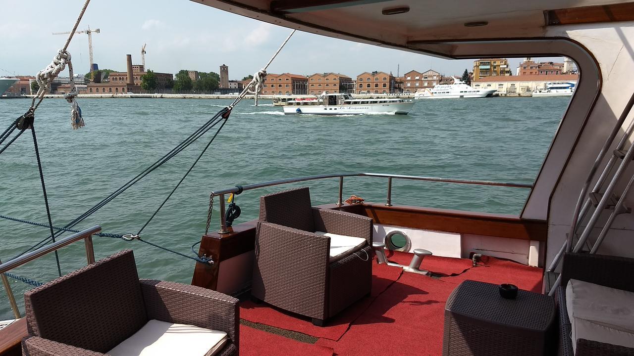 Yacht Fortebraccio Bateau-hôtel *